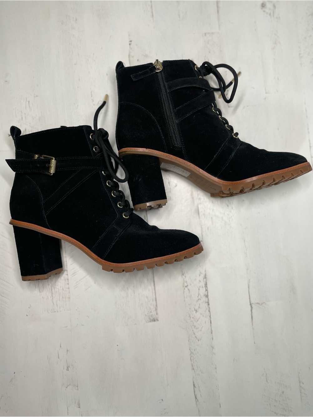 White House Black Market Becca Combat Boots Suede Lace-Up Heeled Booties 7M